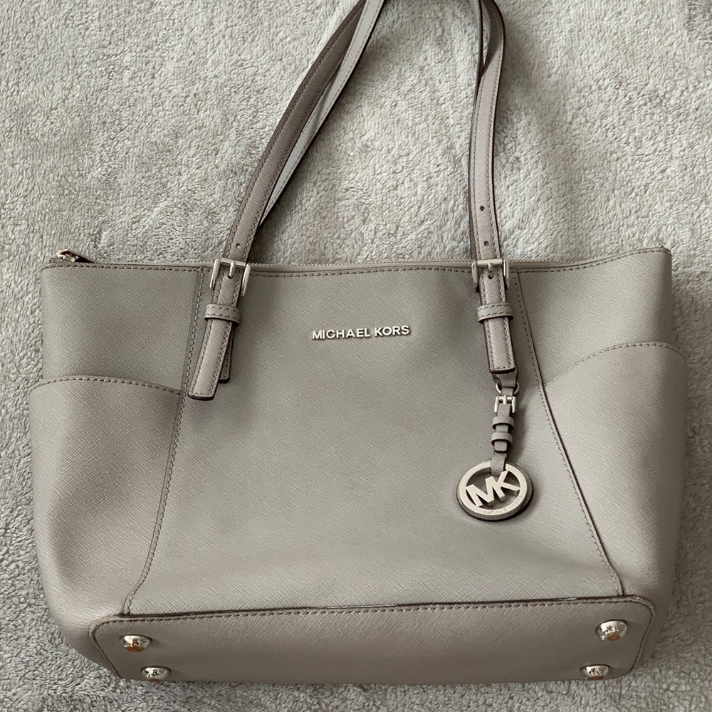 Authentic MK Tote - Picture 1 of 1